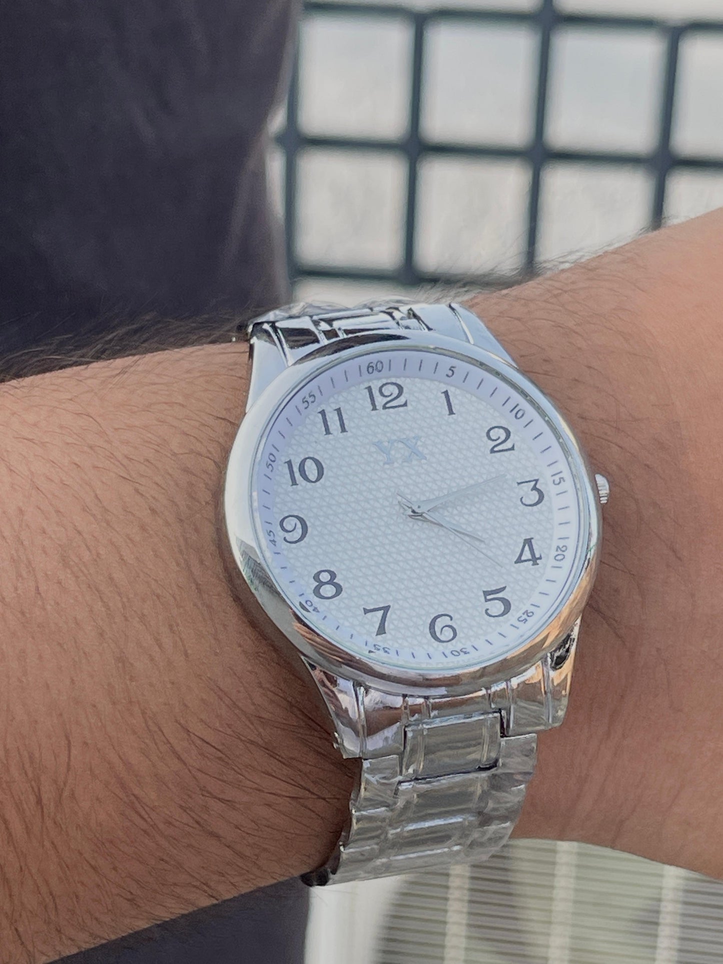 YX Italian Analog Wrist Watch